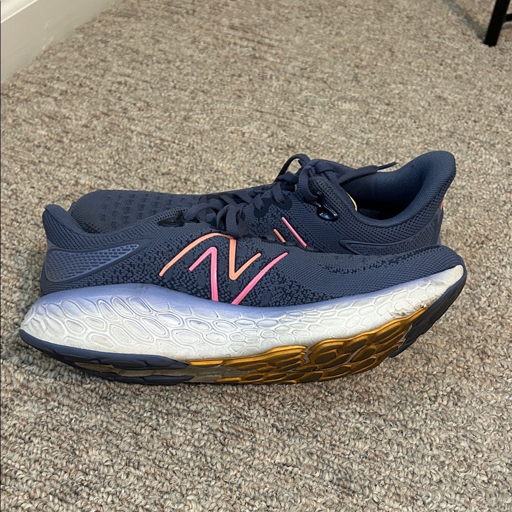 New Balance Women's Fresh Foam 1080 Running Shoes - Picture 3 of 4